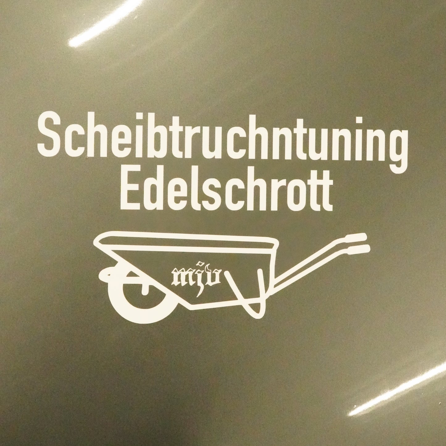 Heckscheimaufkleber "Scheibtruchn"